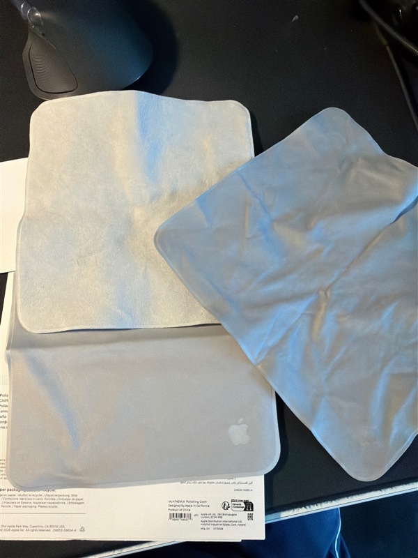 69元！唯一降价的苹果单品 博主上手第二代抛光布：手感更好了