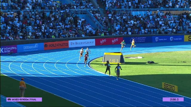 好意思国队刷新赛会记载夺羼杂4x400米戮力冠军，英国逆转摘铜