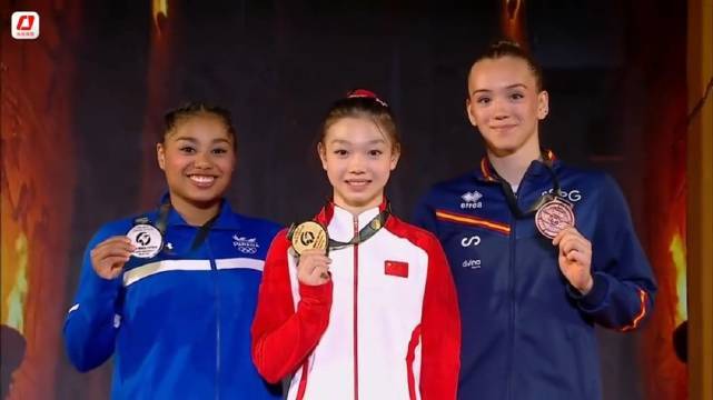 恭喜柯沁沁在开罗世界杯自由操决赛中夺得金牌！