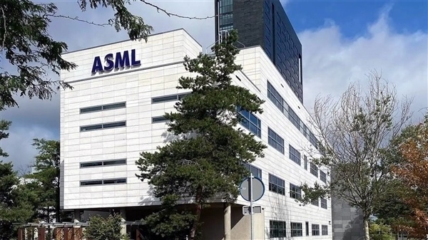 ASML痛批欧洲半导体停滞!全球唯一EUV供应商在老家颗粒无收