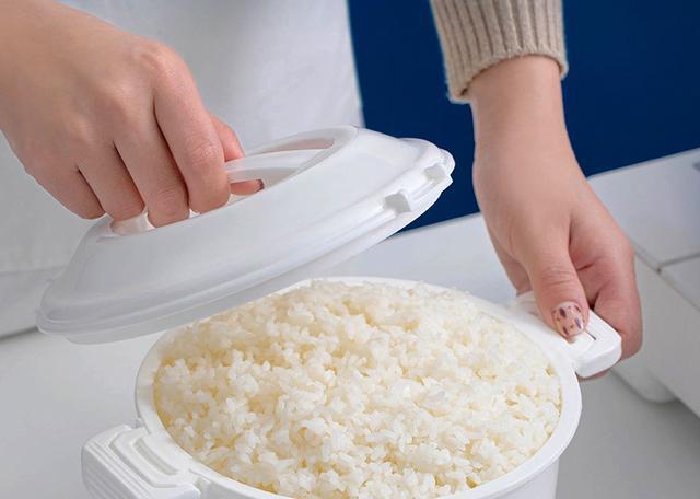 笼罩软硬调适的饭