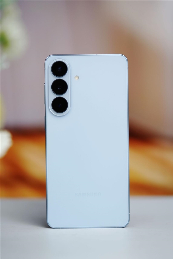 7999元AI旗舰！三星Galaxy S26+图赏