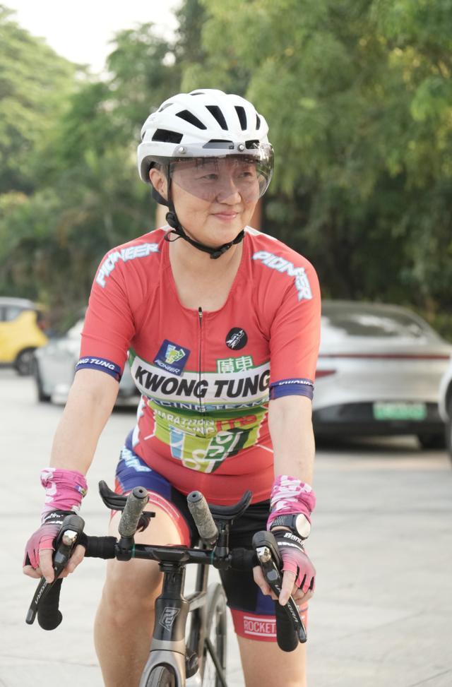 铁人王静