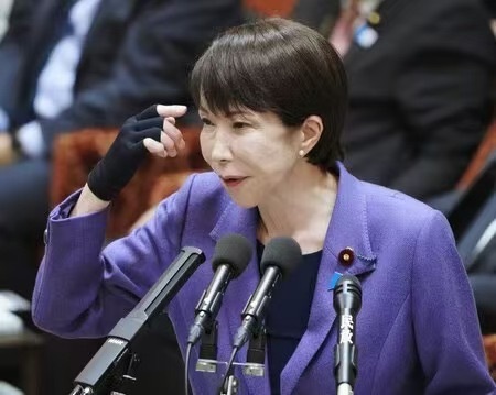 高市早苗27日在国会答辩。图自日媒
