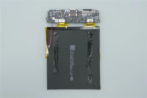 拆解报告:小米金沙江10000mAh 45W超薄磁吸移动电源