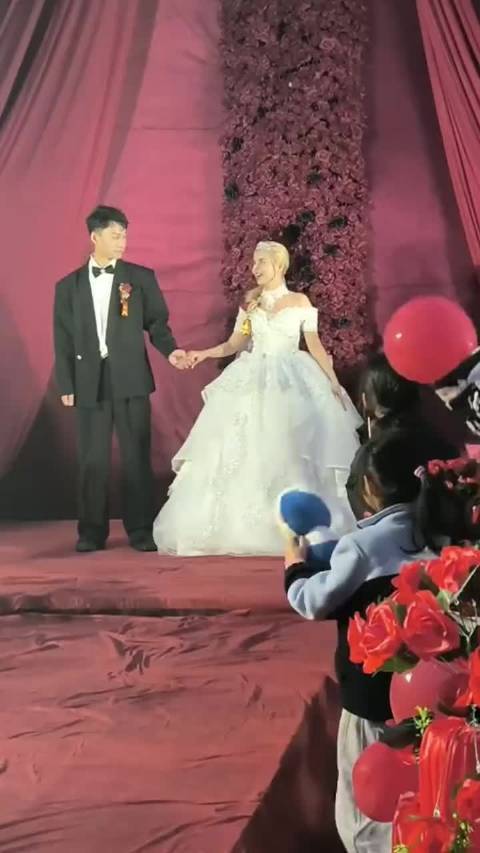 中国小伙迎娶摩洛哥新娘跨国婚姻引热议