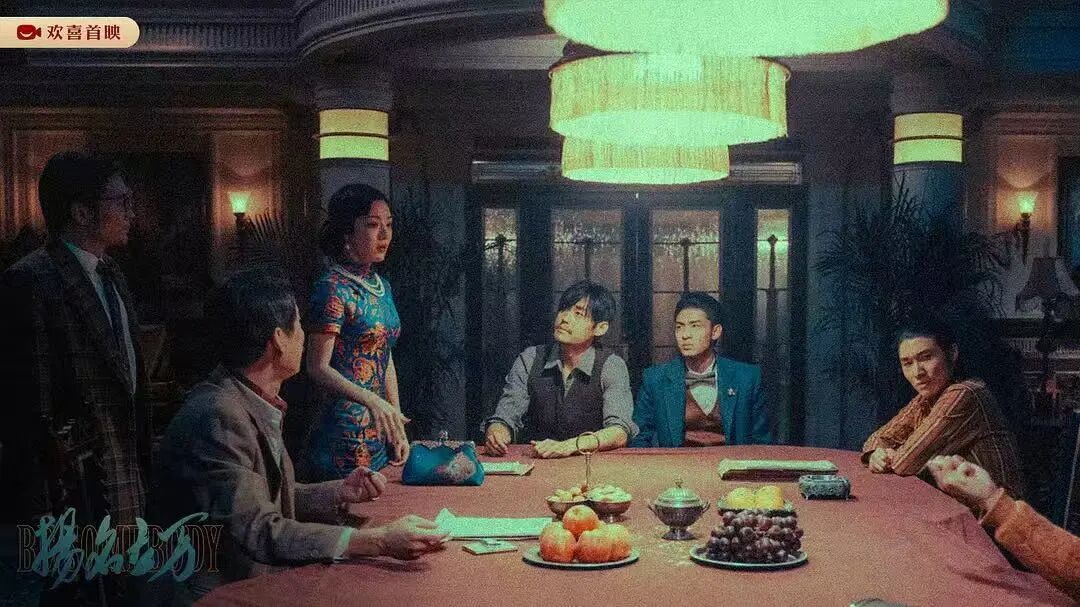 韩寒监制的《扬名立万》,成本不到6千万,票房超9亿