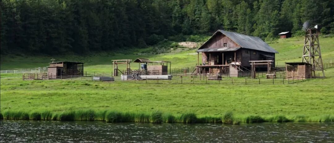 (图/《去有风的地方》)