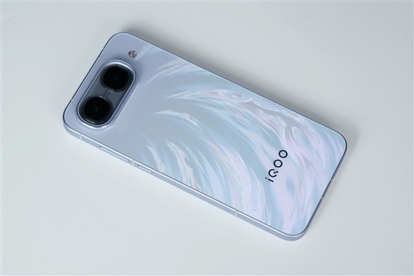 天玑9500M双芯加持！iQOO Neo11至尊版图赏