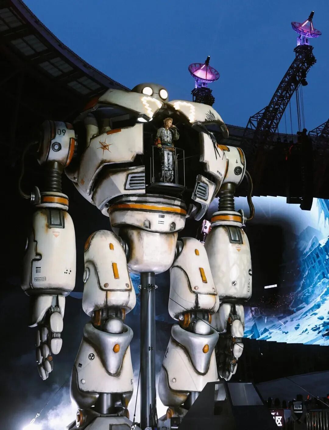 22b4e0e57c560325c13e70190a3c7a6e.jpg