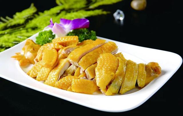 东江盐焗鸡(来源:惠州市惠城区地方志办)