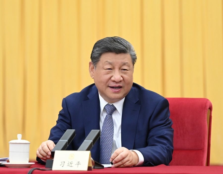 2026年3月6日下午，习近平总书记看望参加全国政协十四届四次会议的农工党、九三学社、医药卫生界、社会福利和社会保障界委员，并参加联组会，听取意见和建议。新华社记者 谢环驰 摄