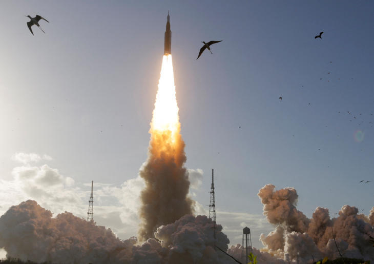 4月1日下午，美国再执行载人绕月任务 东方IC