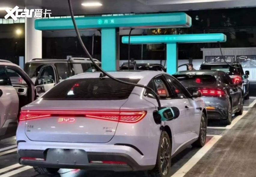 福特CEO：特斯拉不再是标杆比亚迪与小米才是全球电动车竞争核心