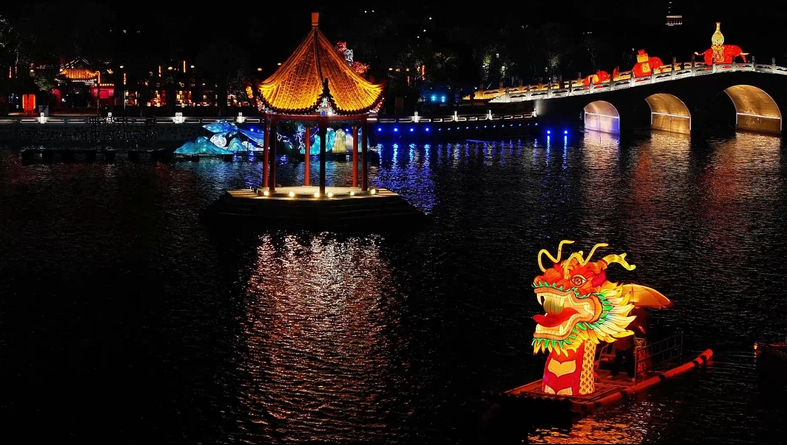 只是在开封坐个船,一不小心就“穿越”回宋朝了丨原来你是这样的河南