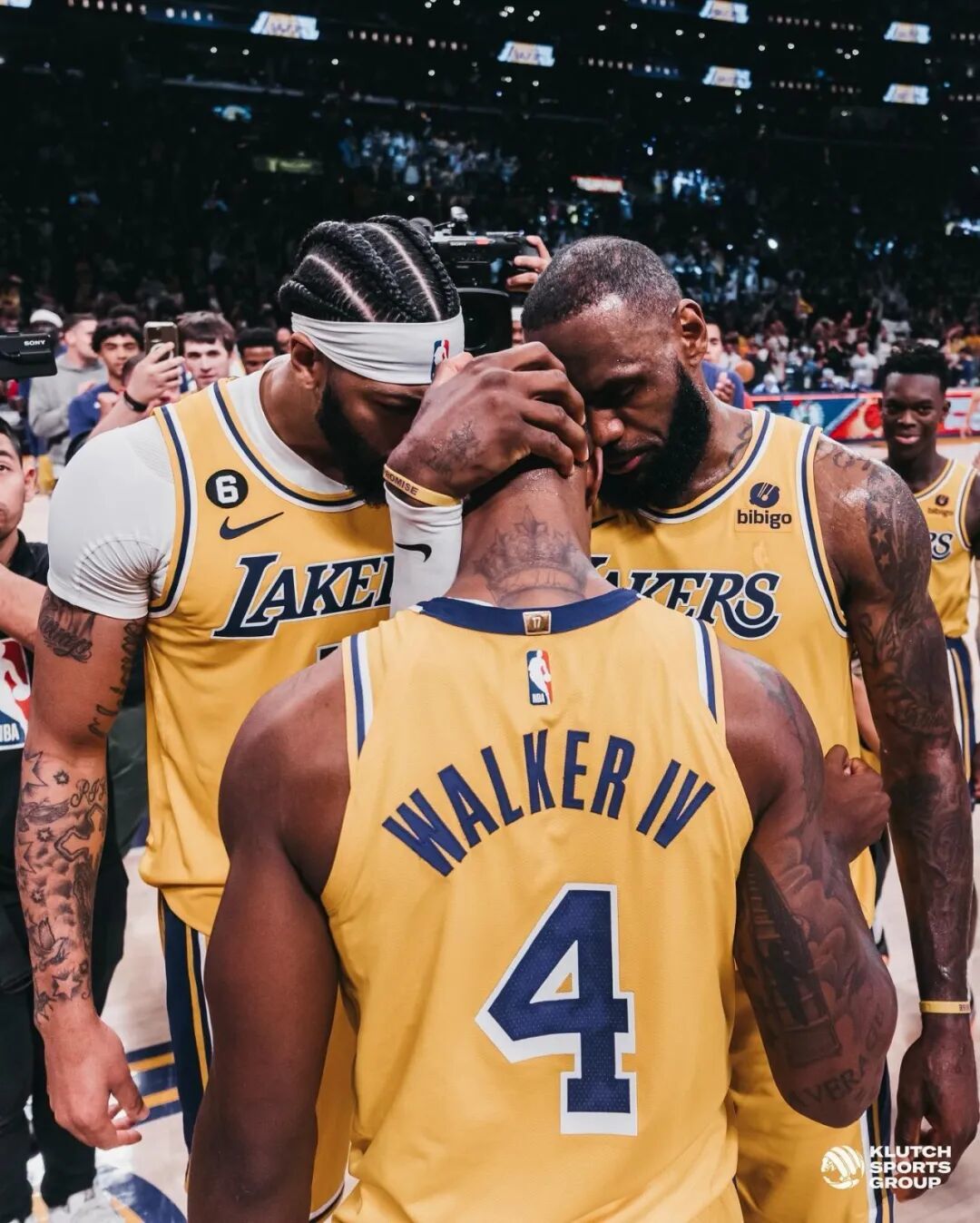 官宣!湖人神兵重返NBA!勇士克星啊… 官宣!湖人神兵重返NBA!勇士克星啊…