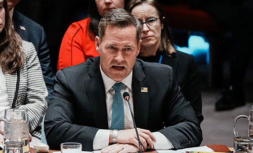 迈克·沃尔兹(Mike Waltz)东方IC