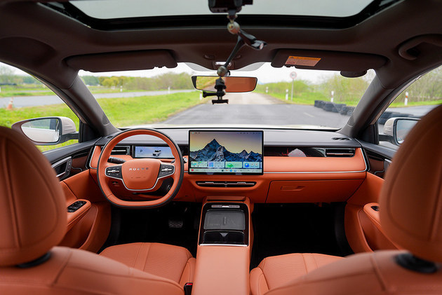 荣威i6限时6.59万起订 纯油环球轿/送油补送金钞