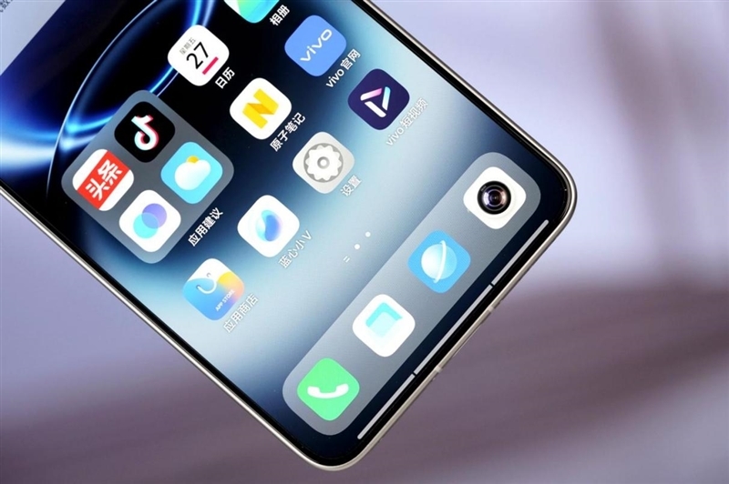 14-400mm终极全焦段!vivo X300 Ultra手机全面评测:依然是年度影像机皇