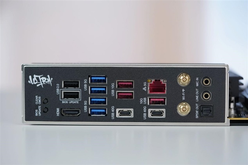 2000元以内没有敌手!iGame X870E ULTRA-S V14评测