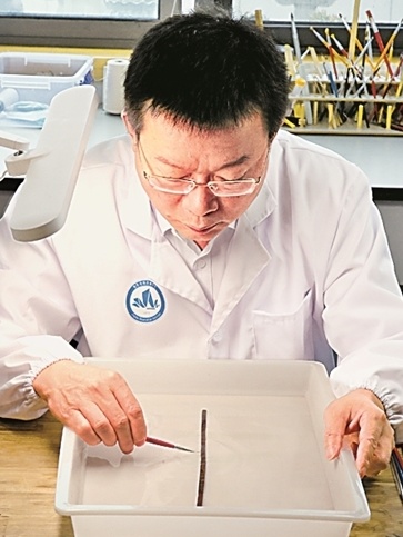 湖北荆州文物保护中心主任方北松。资料图片