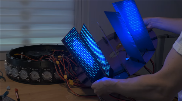 用8192颗RISC-V芯片手搓GPU！功耗超2000W比真卡还猛