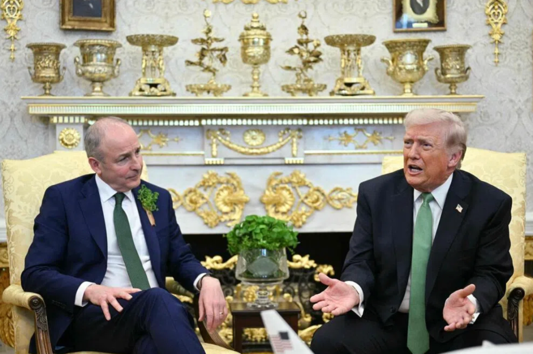 ◆3月17日,特朗普在白宫会见爱尔兰总理马丁时,表达了对北约的不满。