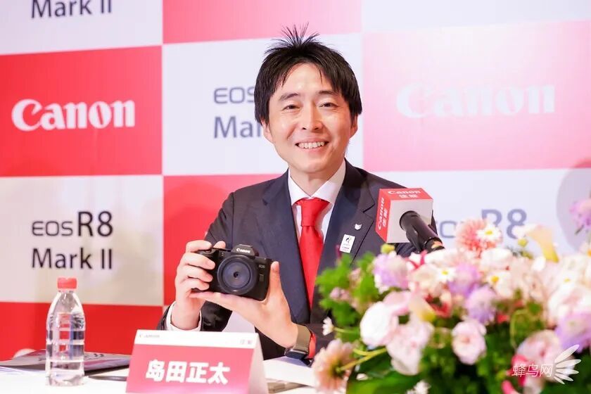 深挖佳能新品 EOS R8 Mark II 读懂相机背后的市场思考