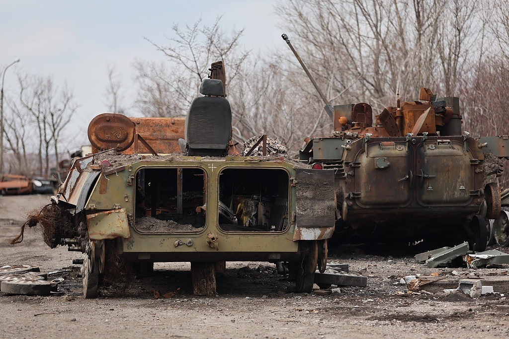 3月19日，顿涅茨克地区，乌克兰武装部队的军事装备被迫害。（视觉中国）