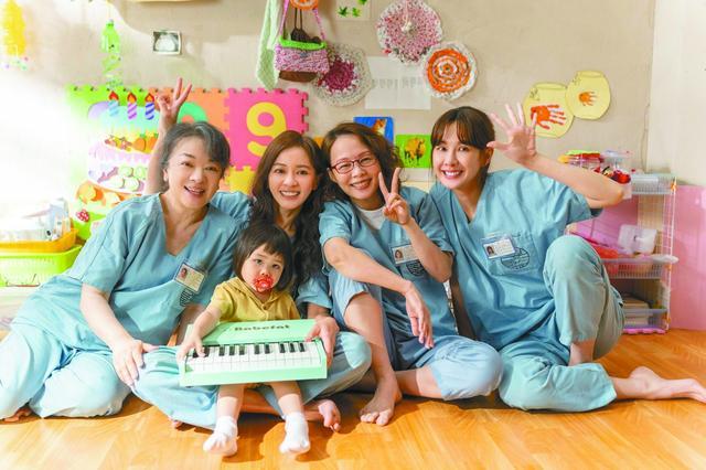 《阳光女子合唱团》剧照