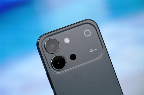 支持4K原生感Live!vivo S60元气版仲夏夜图赏