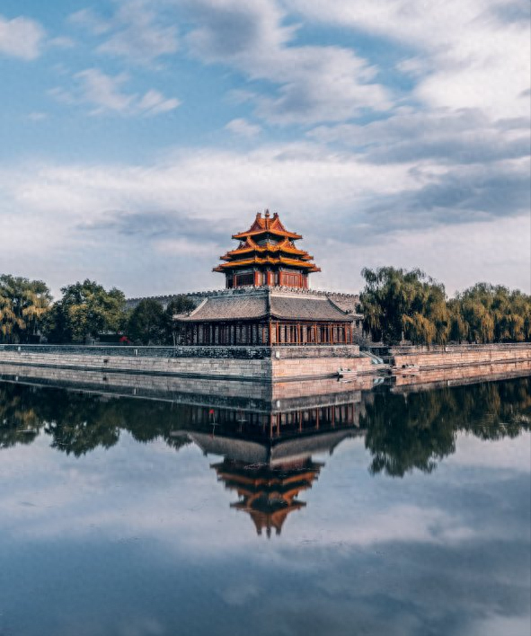 五月，推荐几个全国最适合出游的地方，收藏这一份就够了！