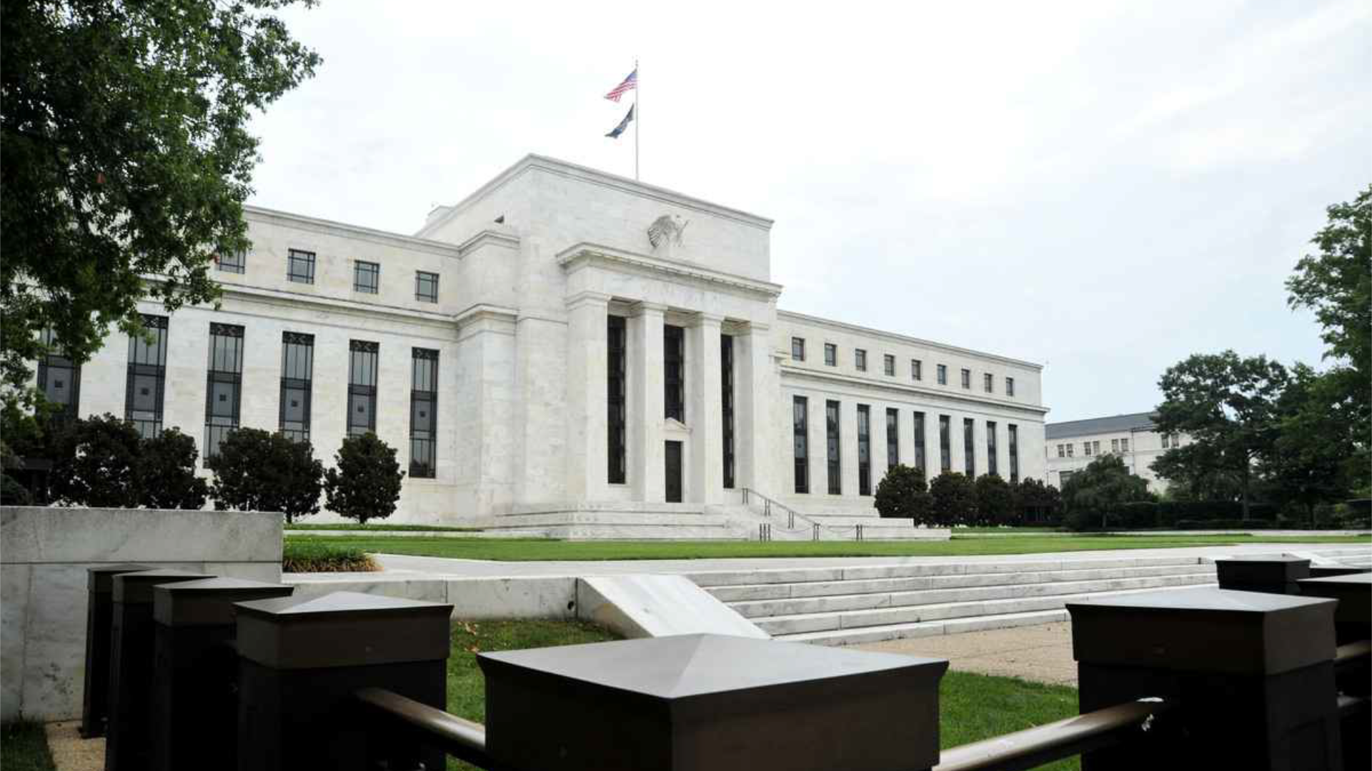 美联储接班战再添变数，特朗普会选哪个凯文？天平逐渐倒向他_凤凰网