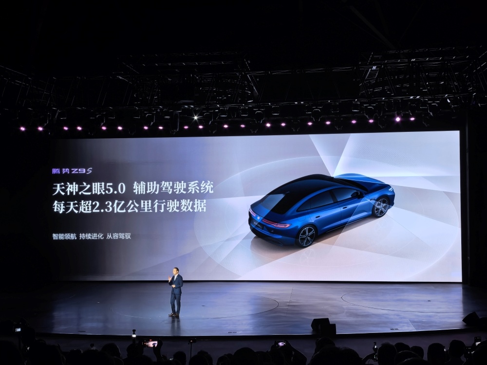 59.98万元起！奔驰长轴距GLE上市：后排可躺，智驾全国能开