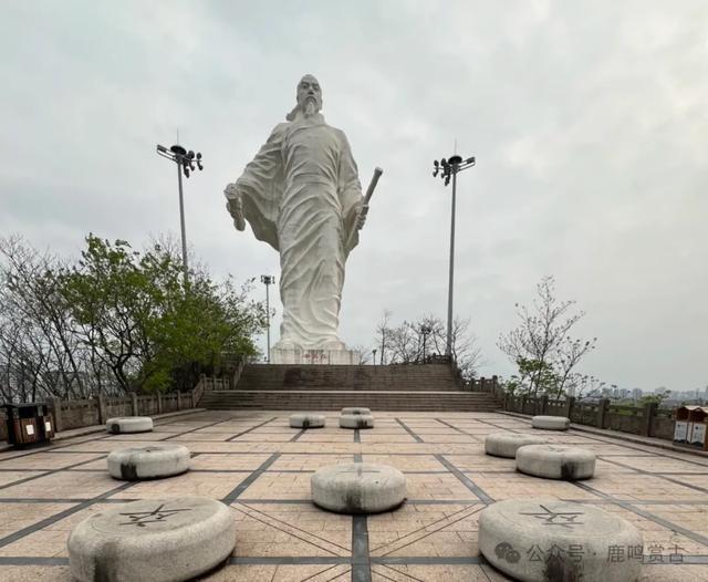 上饶铅山辛弃疾雕像