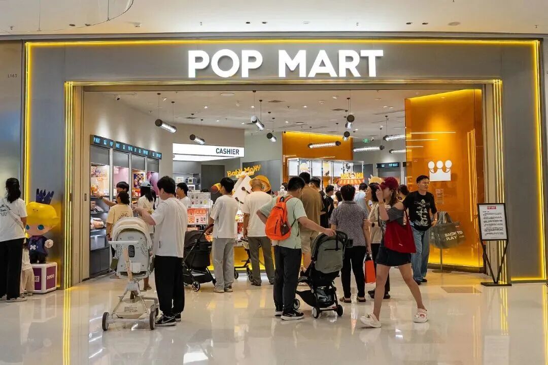泡泡玛特门店/图源:视觉中国
