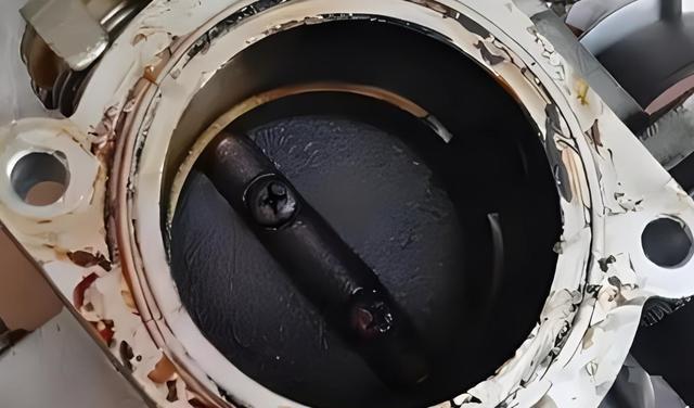 冬季开车动力变弱?千万别乱修!四招清除积碳让发动机恢复满血状态-有驾