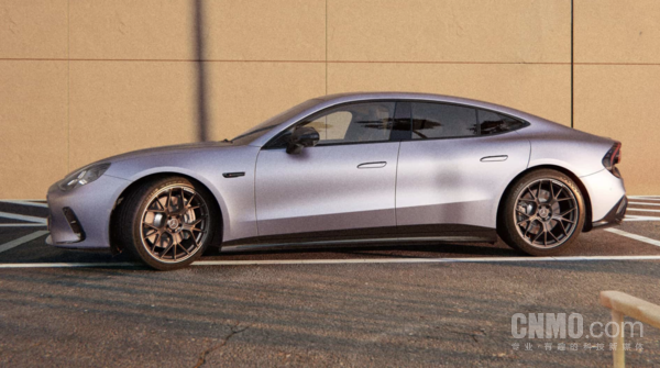 梅赛德斯-AMG GT 53