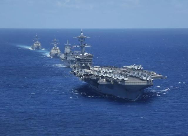 “林肯”号航母