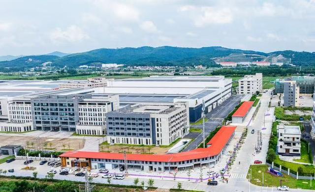 高明富湾湖能源电力设备产业园。