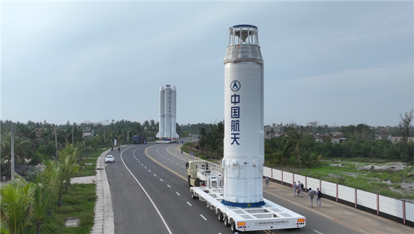火箭转运为什么要竖着运？躺着运不行吗？