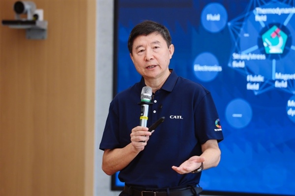 电池出厂不代表合格!宁德时 代倪军:经得起十年反复充放电 才有资格说是好电池
