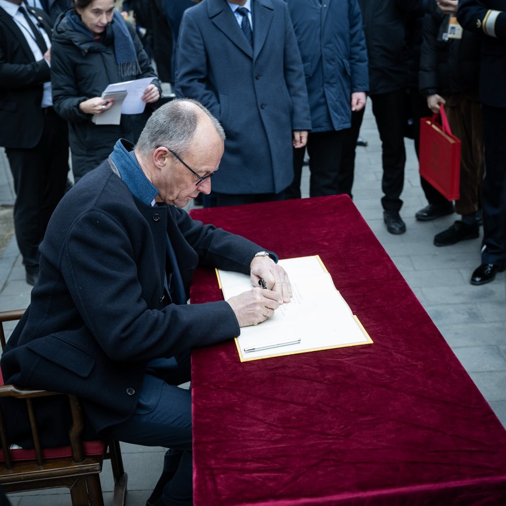 默茨在故宫留言