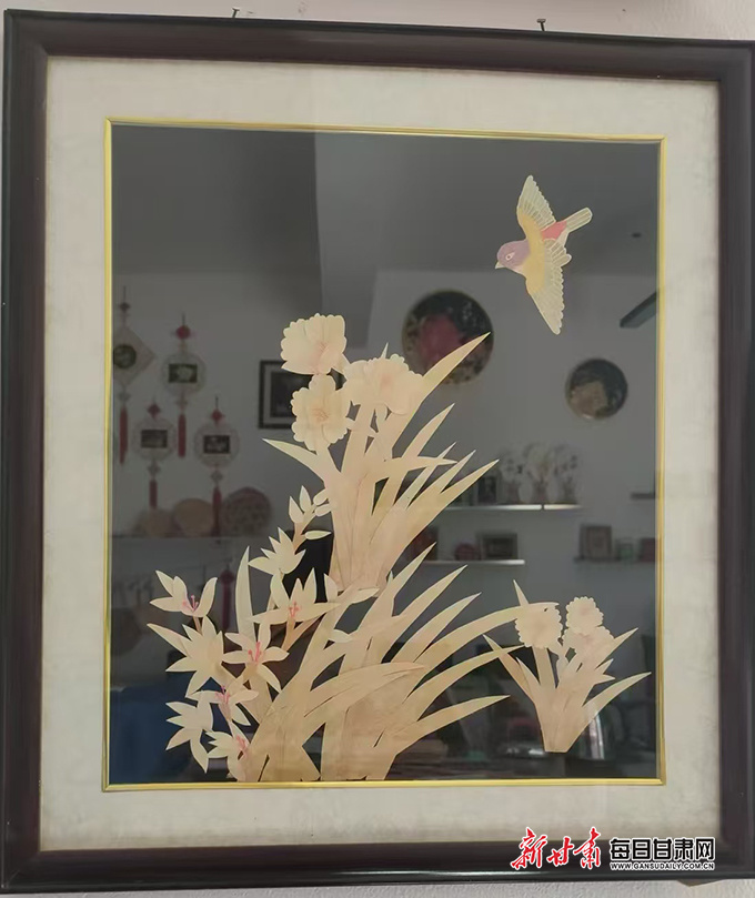 精美的麦秆画