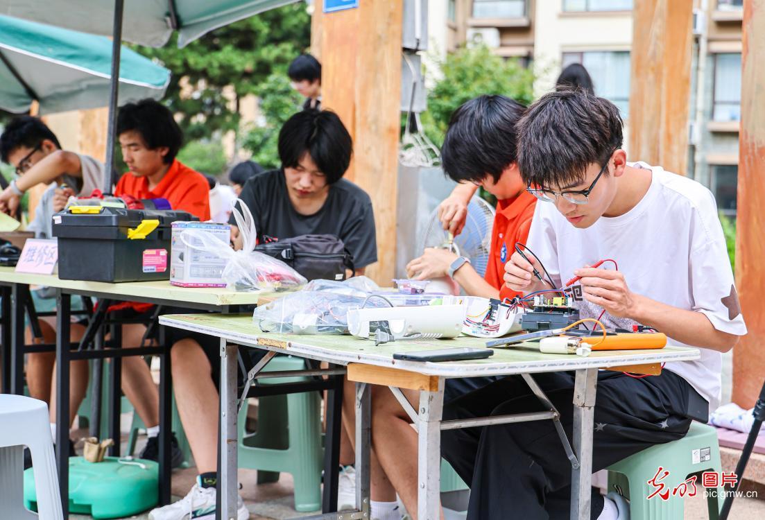 青年学子在一线:锤炼专业本领,服务地方发展
