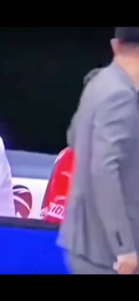 徐昕焦泊乔遭霸凌事件外，张明池当打之年退役