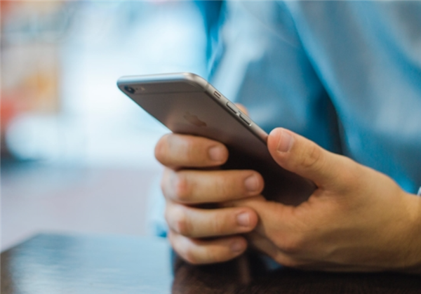 心里发慌!华强北商家2万部手机压仓:废旧回收价却暴跌三成