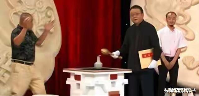编辑：小脑袋