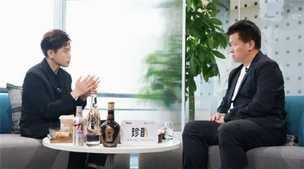 新浪邓庆旭：俞浩网上发疯是作念极限测试 挺鸡贼的 统共的诳言王人有后路