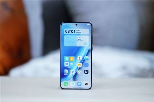 iQOO Neo 12官方爆料：Ultra风冷首次下放！首发独占2K+185Hz高分超高刷屏幕